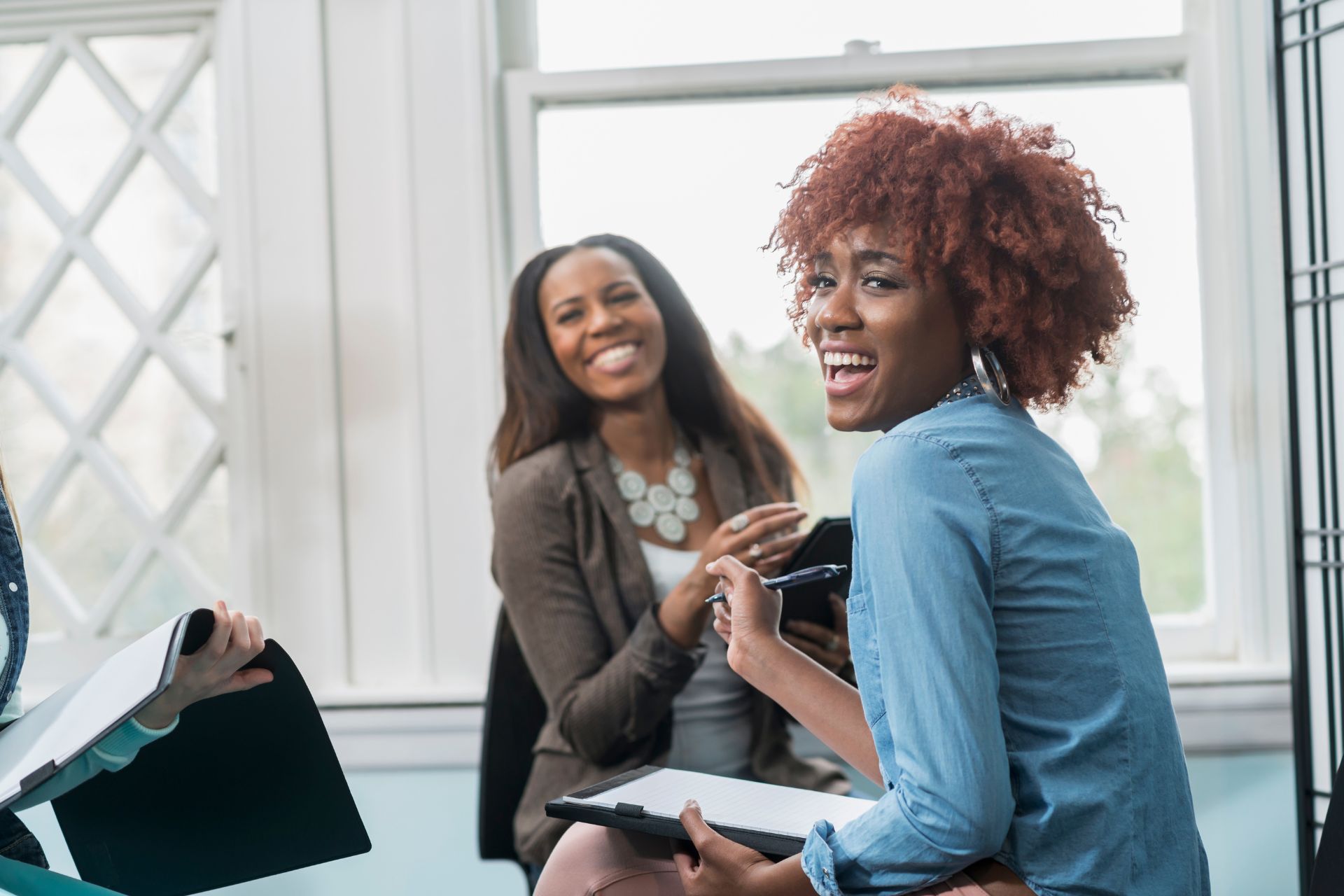 Cómo iniciar un negocio exitoso en España siendo emprendedor de origen africano o afrodescendiente